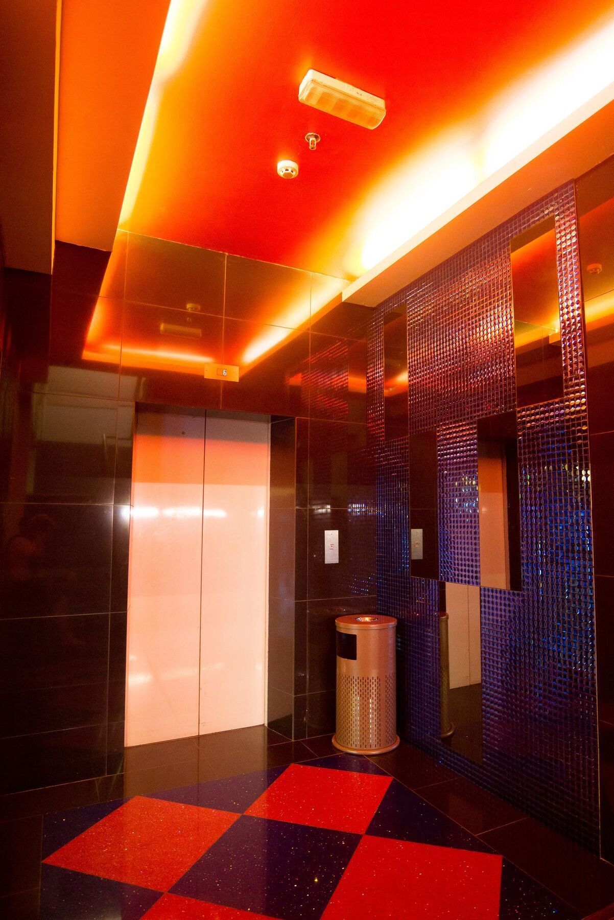 Hotel Holmes 3*