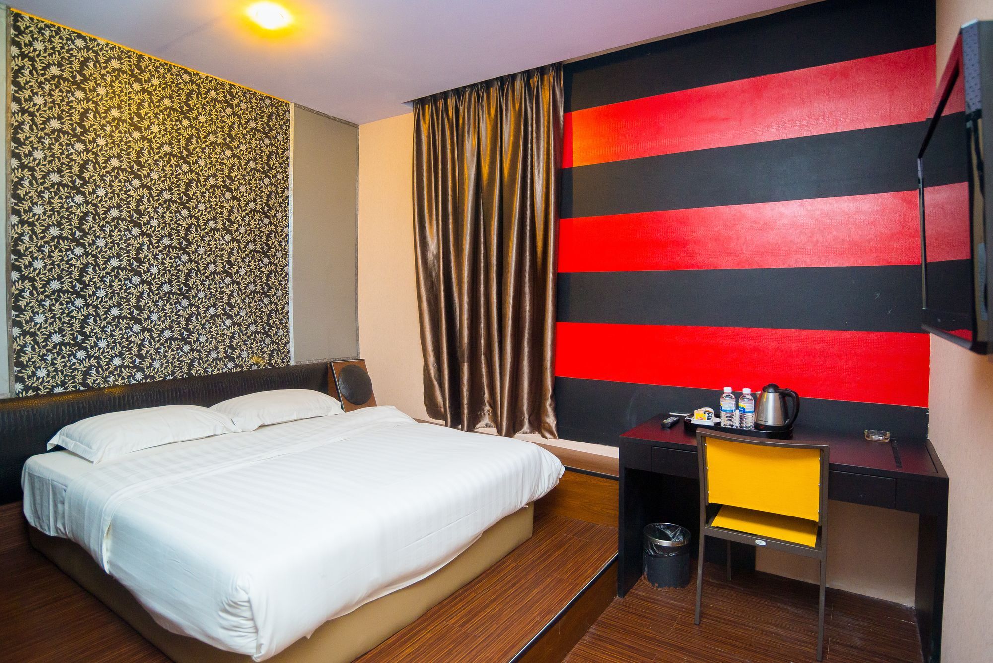 Holmes Johor Bahru